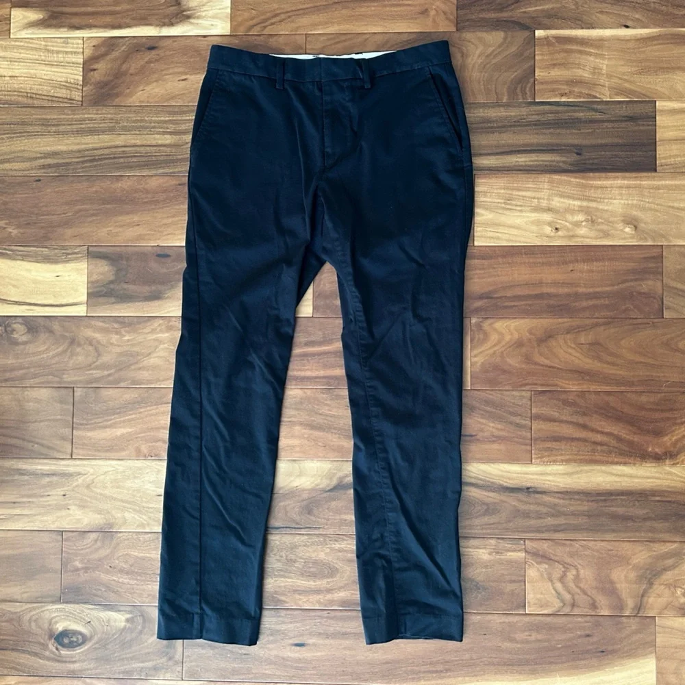 Old Navy Signature Slim Black Pants size 32x32